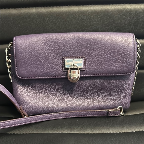 Calvin Klein Purple Crossbody Bag with Chain Strap - Picture 1 of 7